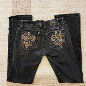 -SOLD- Miss Me Jeans Size 29